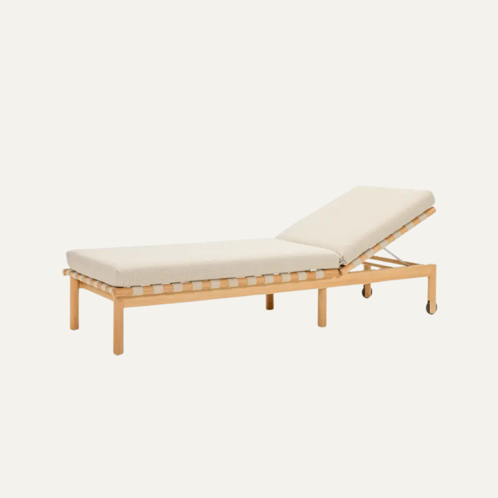 Capri Outdoor Lounger